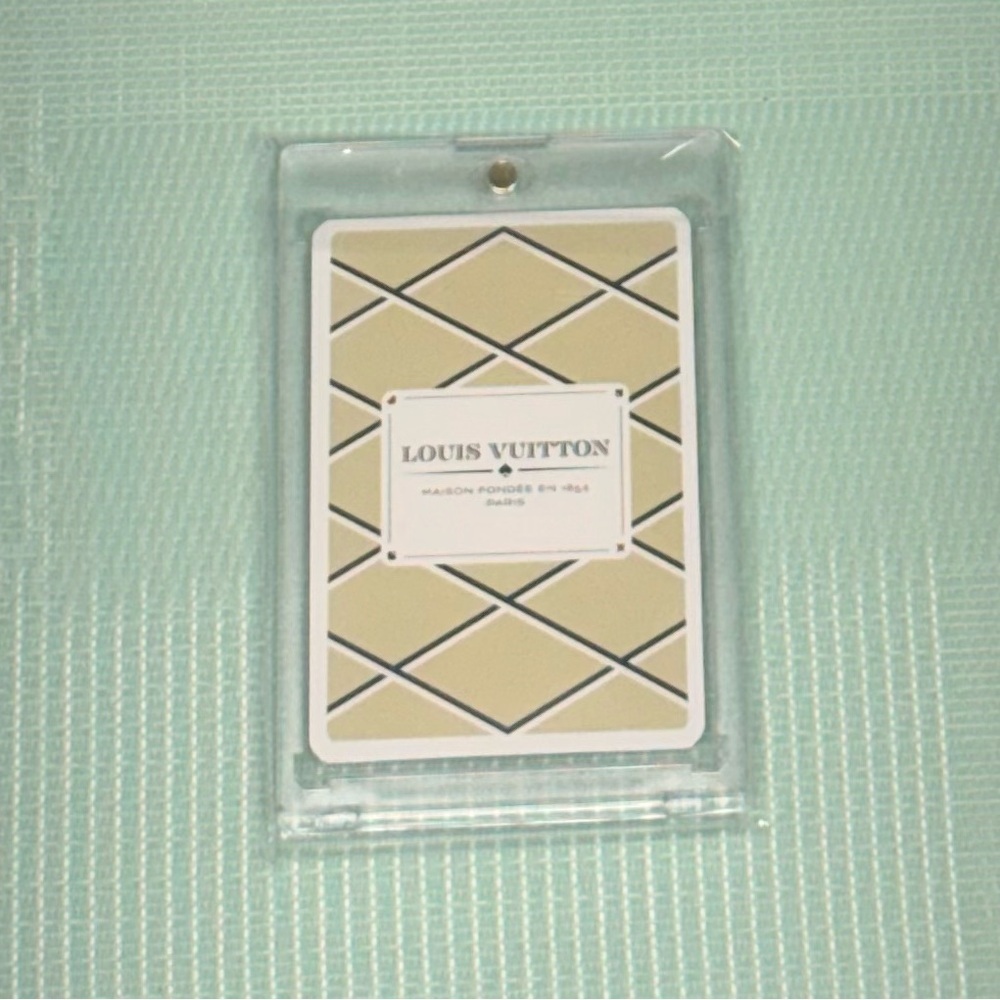 Louis Vuitton Playing Card in Holder  Q of ♦️